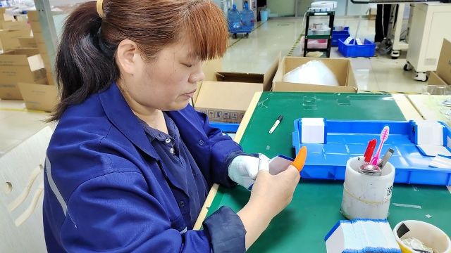 江苏占上光电强化质量管控，提升产品质量